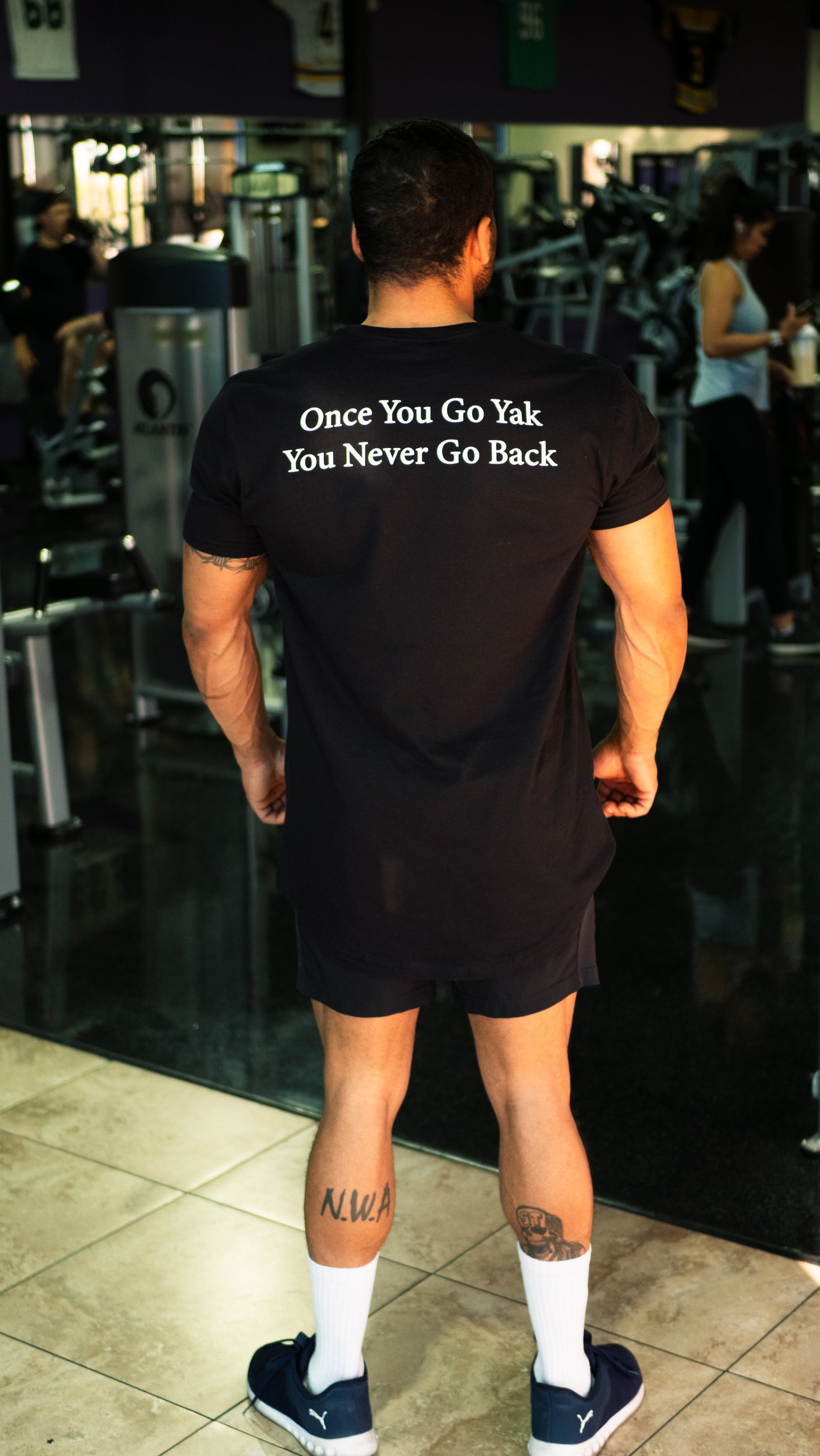 YAKS CLASSIC TEE